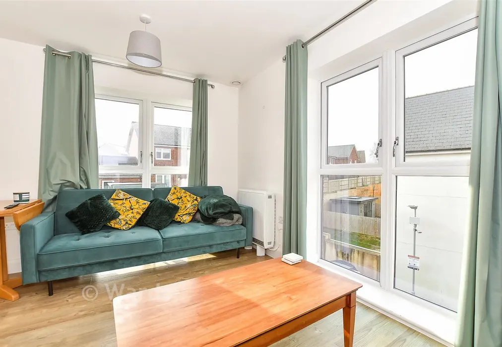 Living Room - The Avenue, Tunbridge Wells, Kent - Wards of Kent