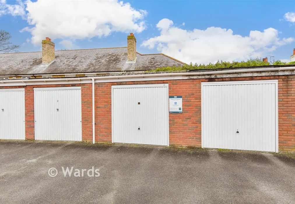 Garage - Suffolk Street, Whitstable, Kent - Wards of Kent