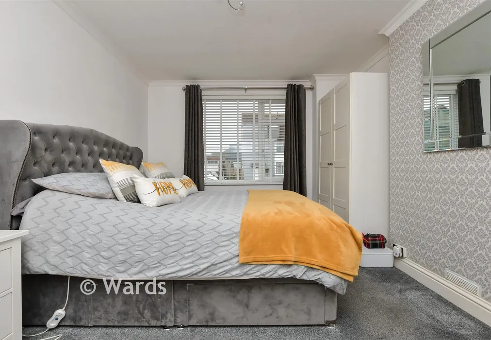 Bedroom 1 - Leighville Drive, Herne Bay, Kent - Wards of Kent