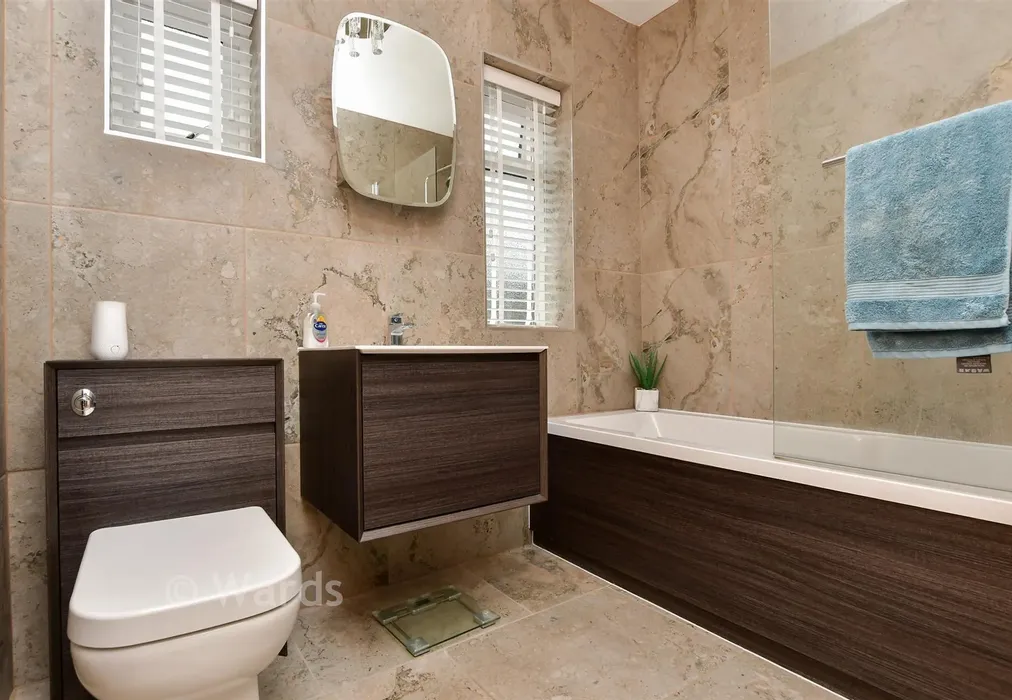 Bathroom - Leighville Drive, Herne Bay, Kent - Wards of Kent