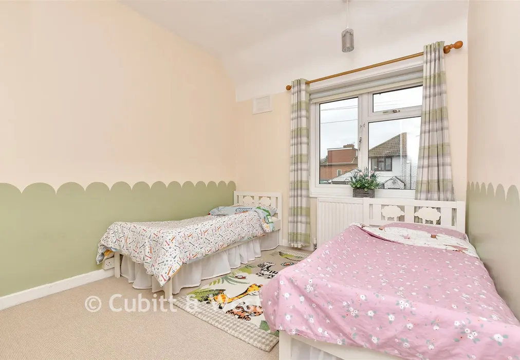 Bedroom 2 - Winchcombe Road, Carshalton, Surrey - Wards of Kent