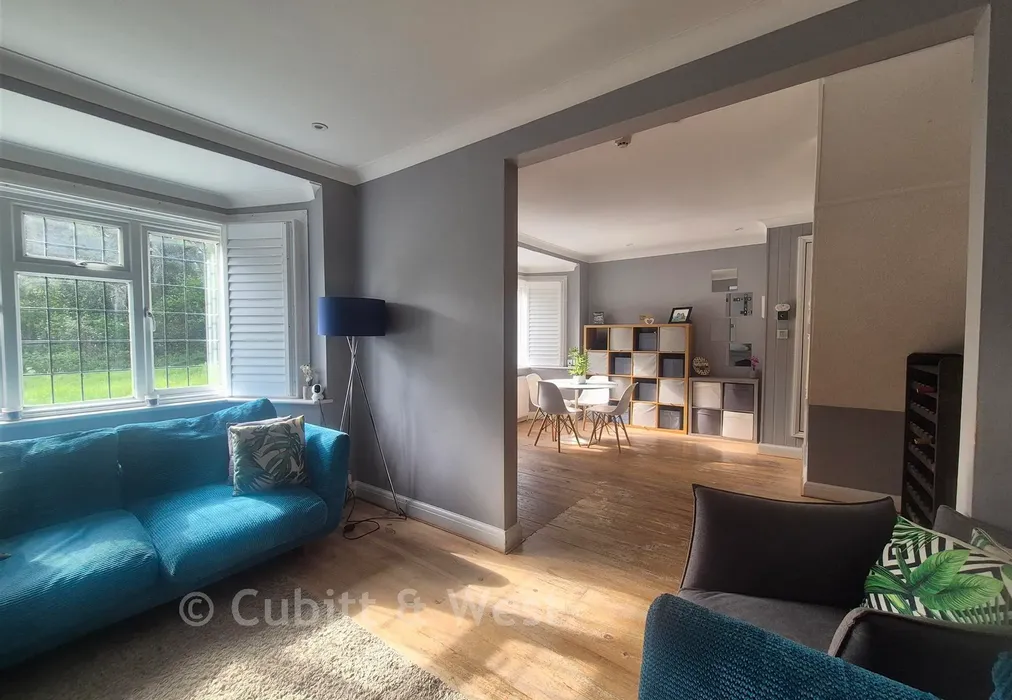 Lounge - The Green, Dorking Road, Tadworth, Surrey - Wards of Kent