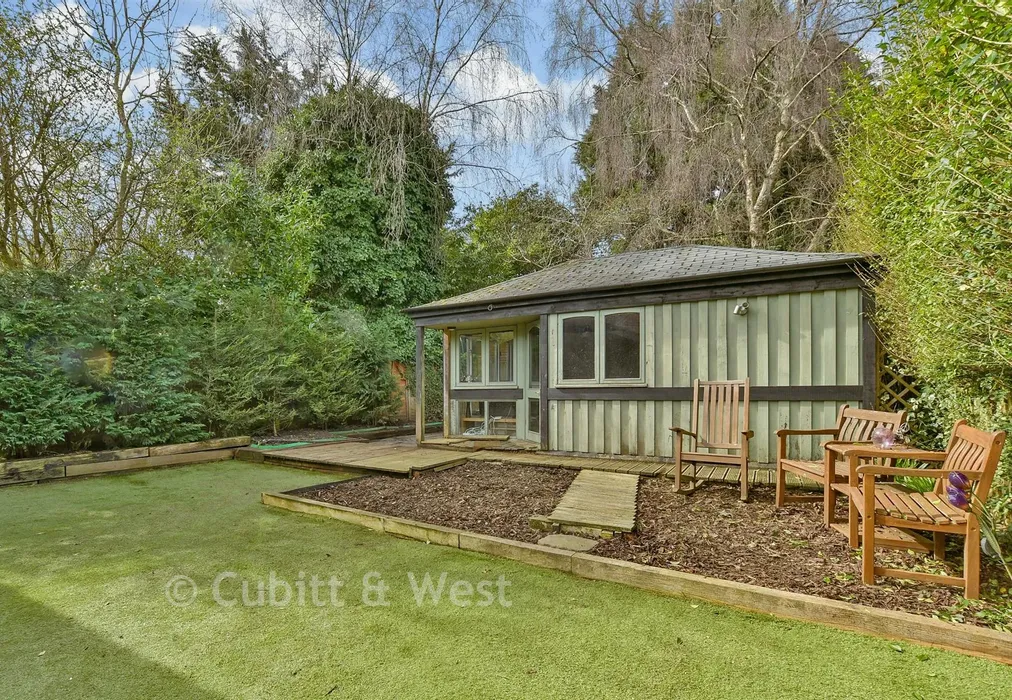 Workshop/Outbuildings - The Green, Dorking Road, Tadworth, Surrey - Wards of Kent