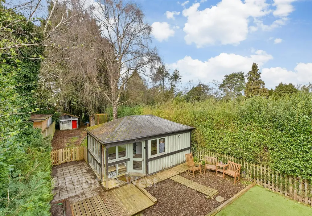 Rear Garden - The Green, Dorking Road, Tadworth, Surrey - Wards of Kent