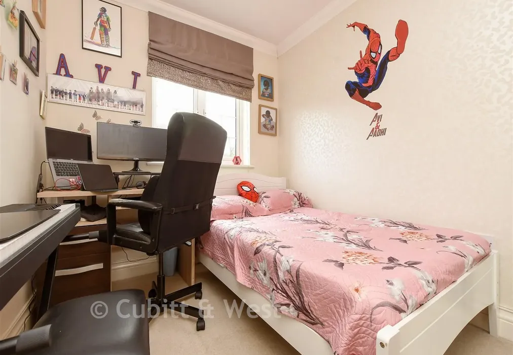 Bedroom 2 - Reigate Road, Epsom, Surrey - Wards of Kent