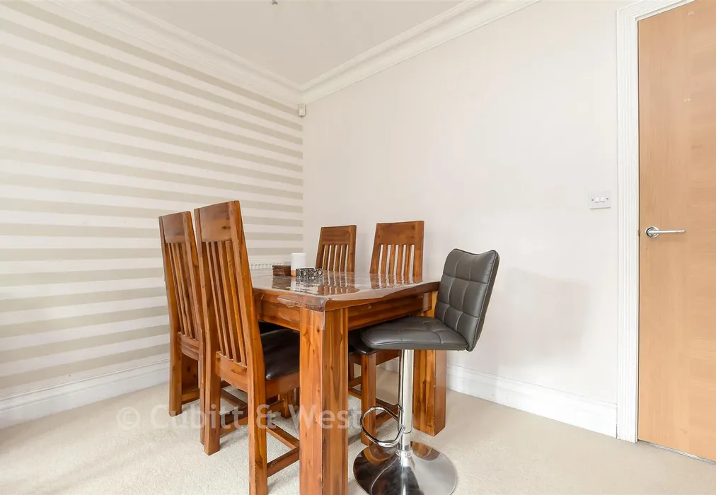 Lounge/Diner - Reigate Road, Epsom, Surrey - Wards of Kent