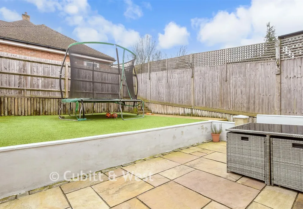 Rear Garden - Reigate Road, Epsom, Surrey - Wards of Kent