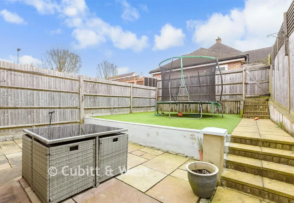 Rear Garden - Reigate Road, Epsom, Surrey - Wards of Kent