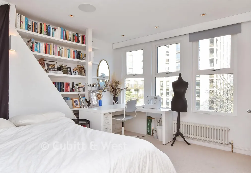 Bedroom 2 - Dyke Road Drive, Brighton, East Sussex - Wards of Kent