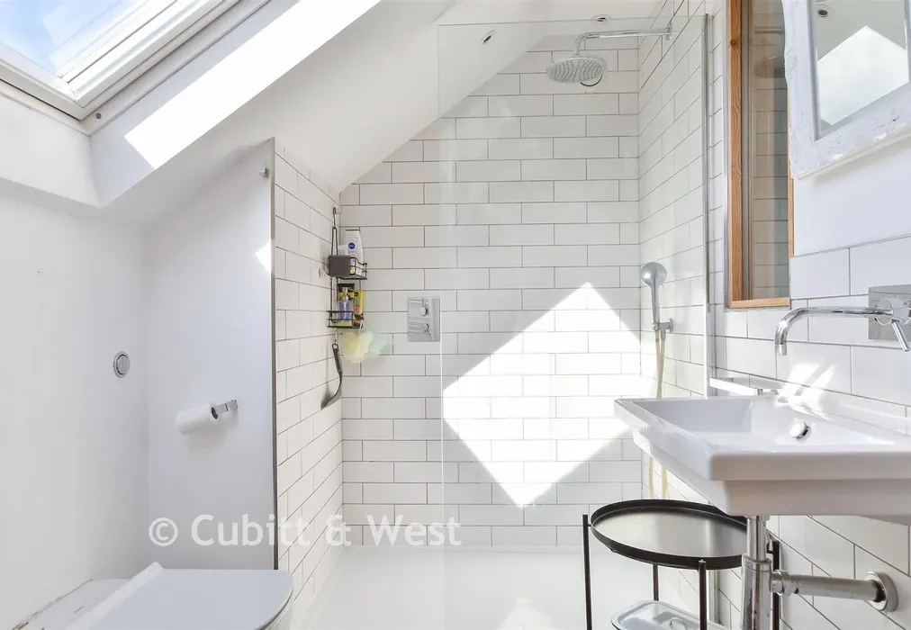 En-Suite Shower Room - Dyke Road Drive, Brighton, East Sussex - Wards of Kent