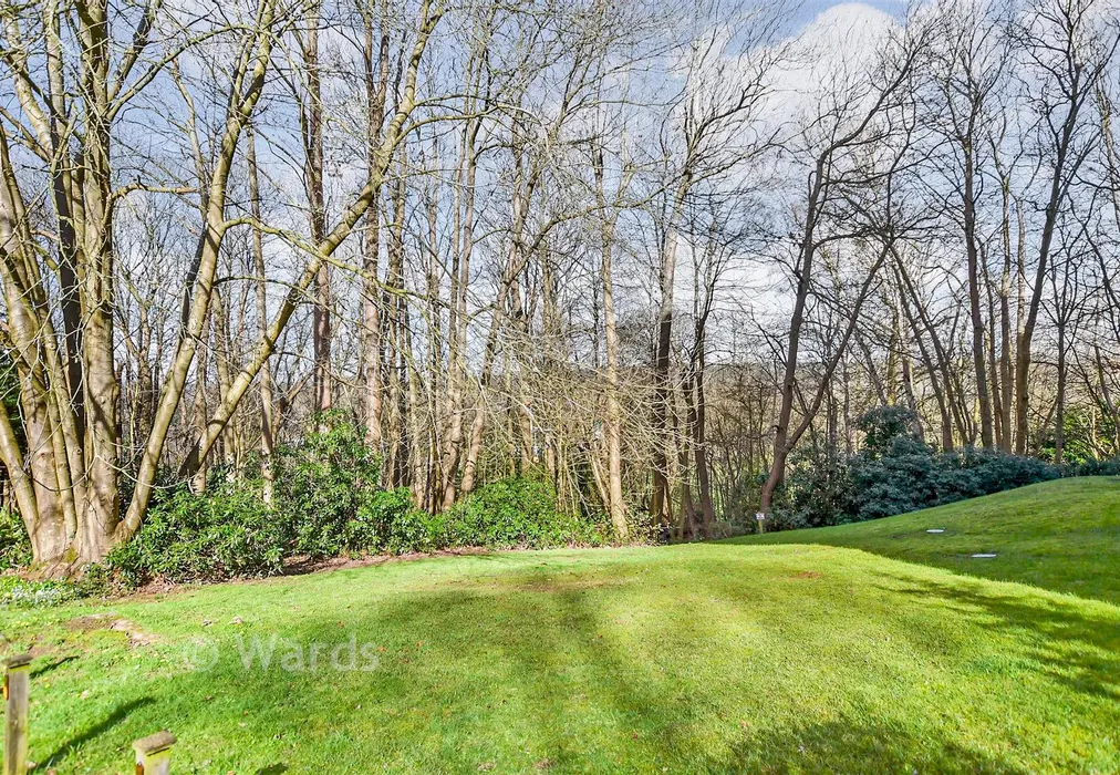 Communal Gardens - Sandling Lane, Penenden Heath, Maidstone, Kent - Wards of Kent