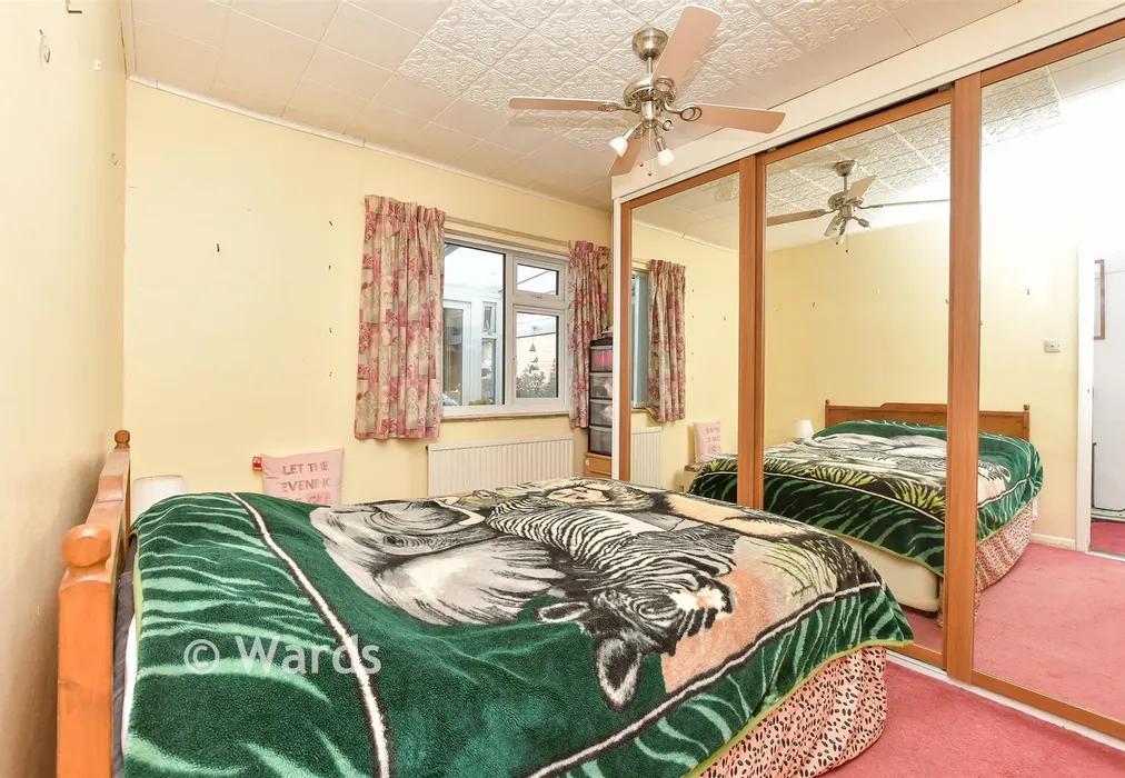Bedroom 2 - Fairview Avenue, Wigmore, Gillingham, Kent - Wards of Kent