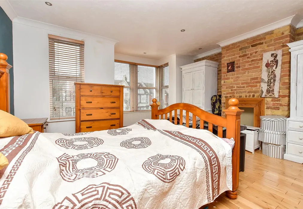 Bedroom 1 - Rock Avenue, Gillingham, Kent - Wards of Kent