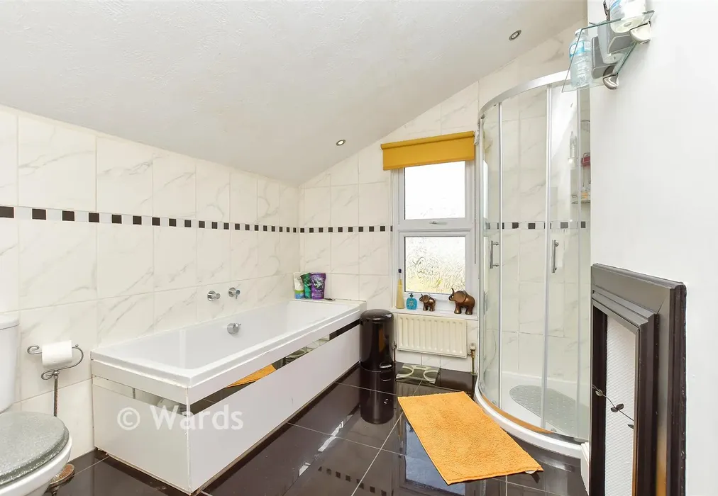 Bathroom - Rock Avenue, Gillingham, Kent - Wards of Kent