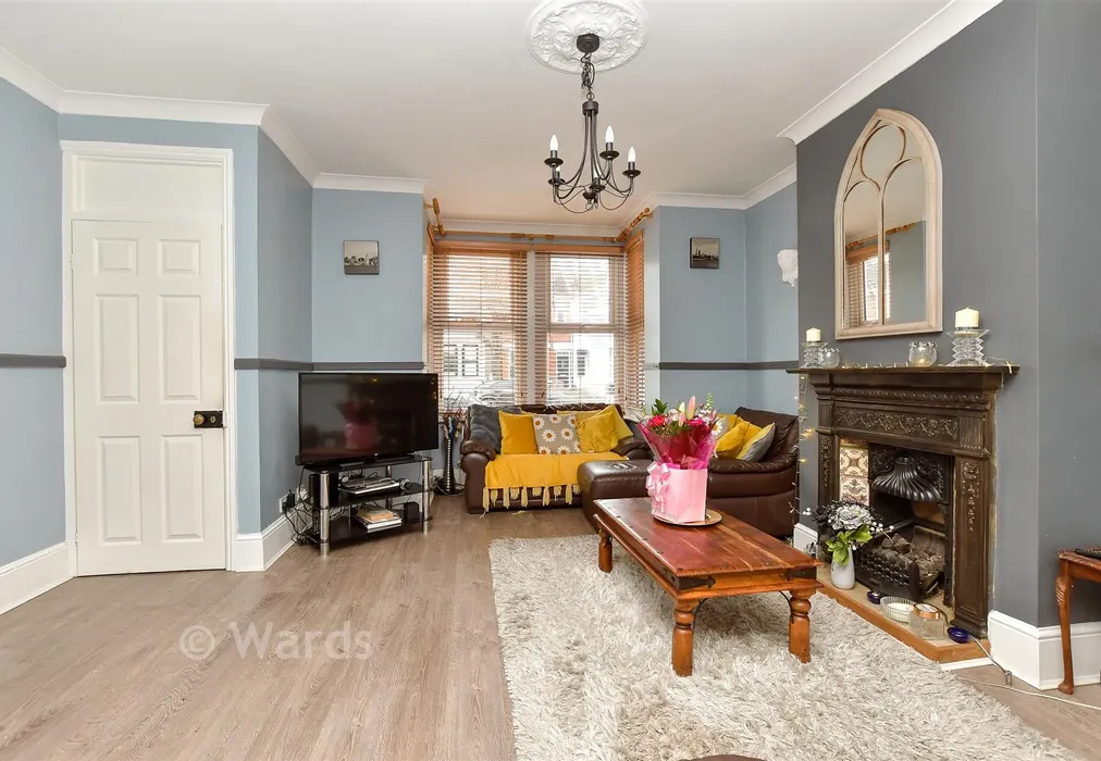 Lounge - Rock Avenue, Gillingham, Kent - Wards of Kent