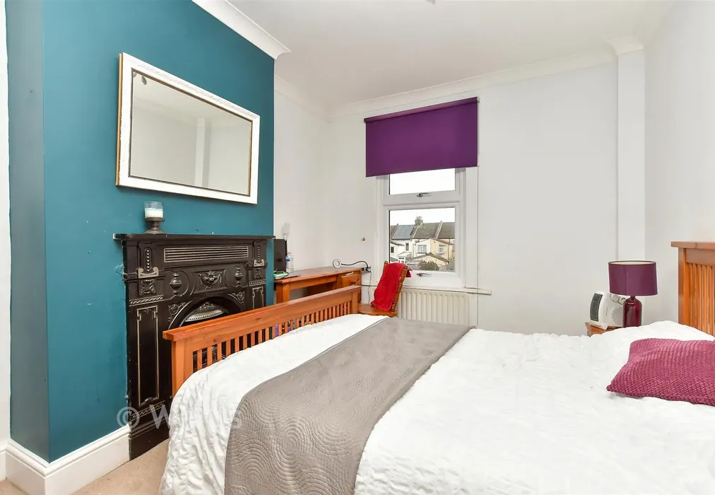 Bedroom 2 - Rock Avenue, Gillingham, Kent - Wards of Kent