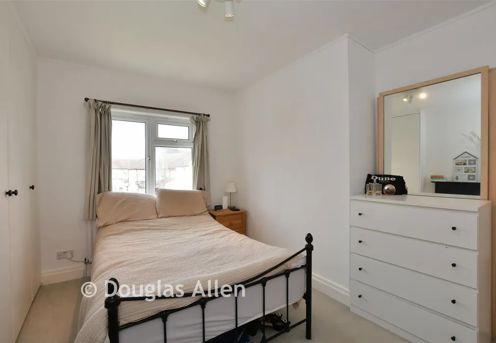 Bedroom 2 - Frances Road, Chingford - Wards of Kent
