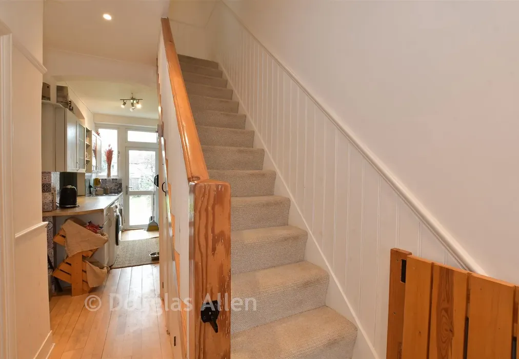 Hallway - Frances Road, Chingford - Wards of Kent