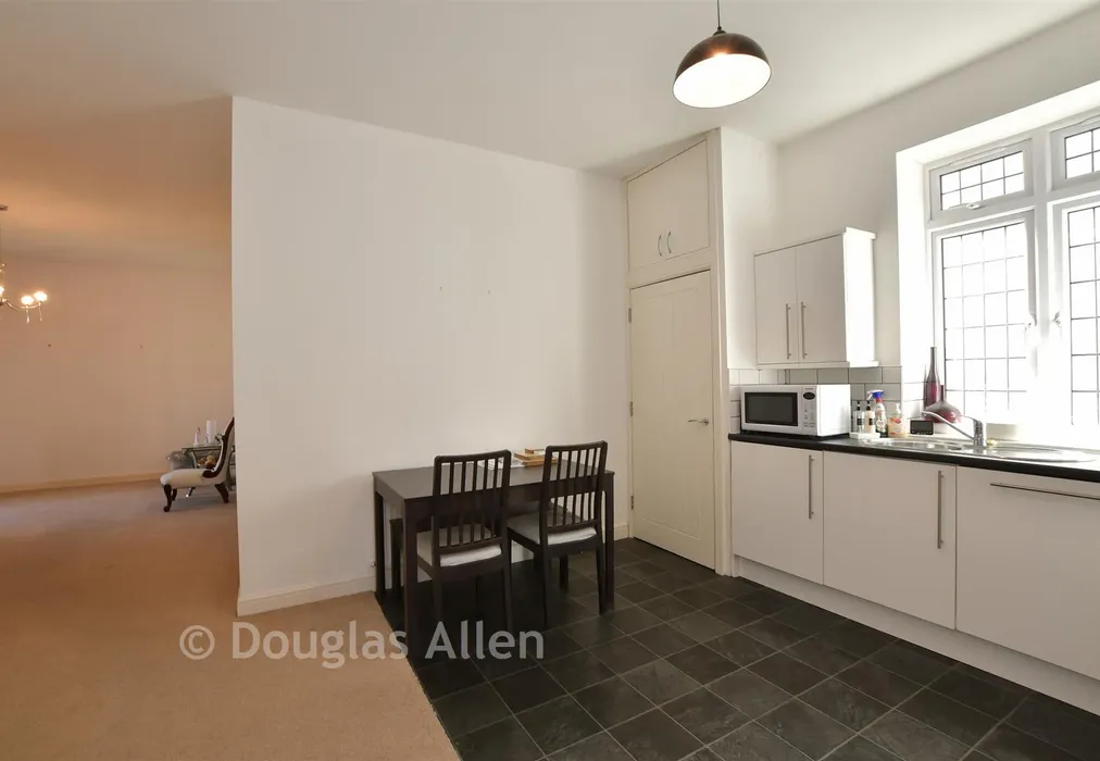Kitchen/Diner - Carnforth Gardens, Hornchurch, Essex - Wards of Kent