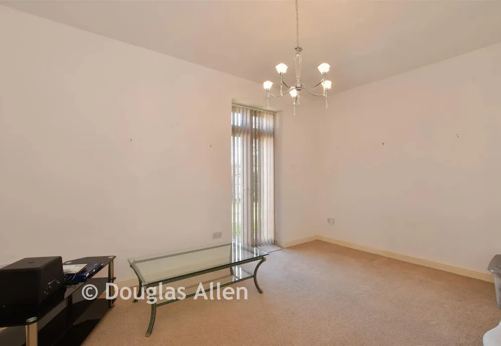 Lounge - Carnforth Gardens, Hornchurch, Essex - Wards of Kent