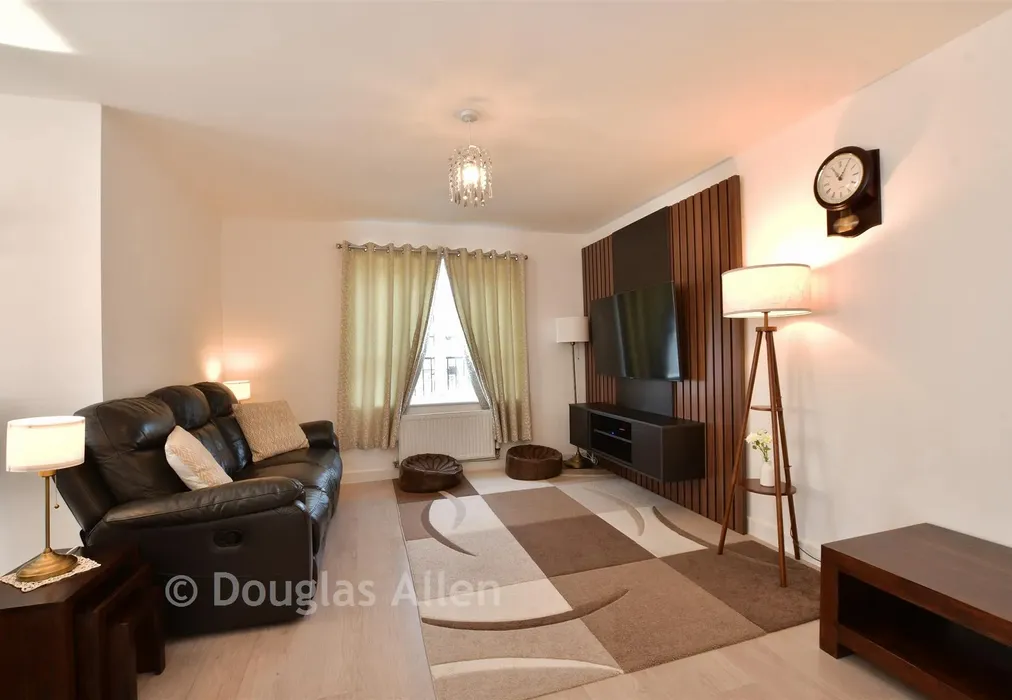 Lounge/ Kitchen/Dining Room - Faringdon Avenue, Romford, Essex - Wards of Kent