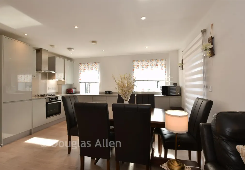 Lounge/ Kitchen/Dining Room - Faringdon Avenue, Romford, Essex - Wards of Kent