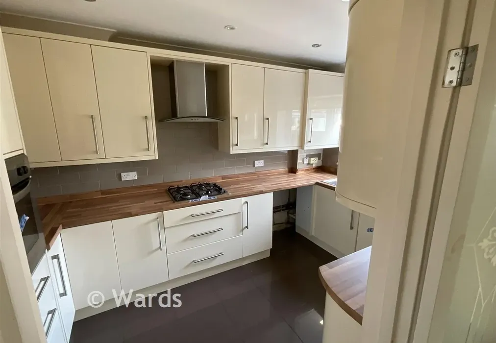 Kitchen - White Avenue, Northfleet, Gravesend, Kent - Wards of Kent