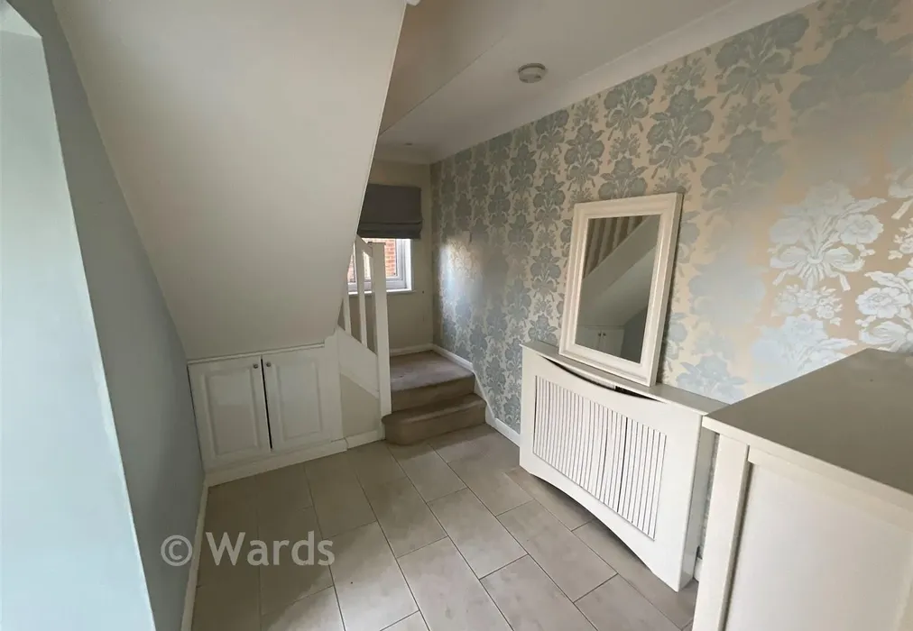 Entrance Hall - White Avenue, Northfleet, Gravesend, Kent - Wards of Kent