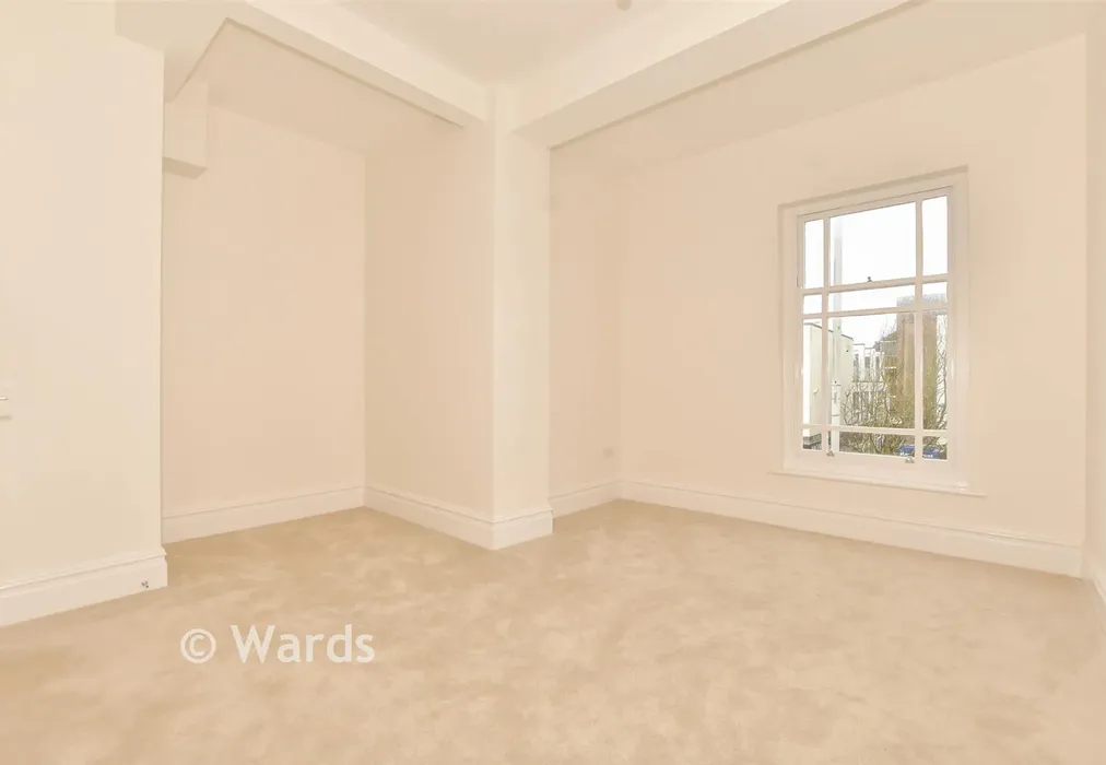 Bedroom 1 - Pleydell Gardens, Folkestone, Kent - Wards of Kent
