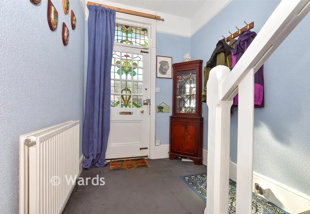 Entrance Hall - Grange Road, Deal, Kent - Wards of Kent