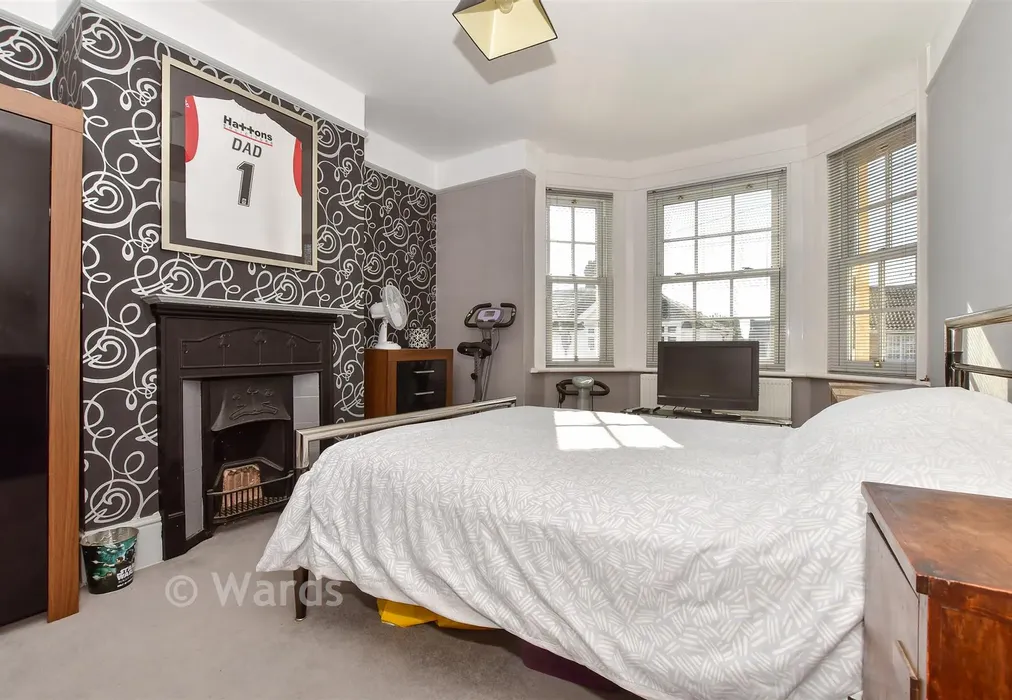 Bedroom 2 - Grange Road, Deal, Kent - Wards of Kent