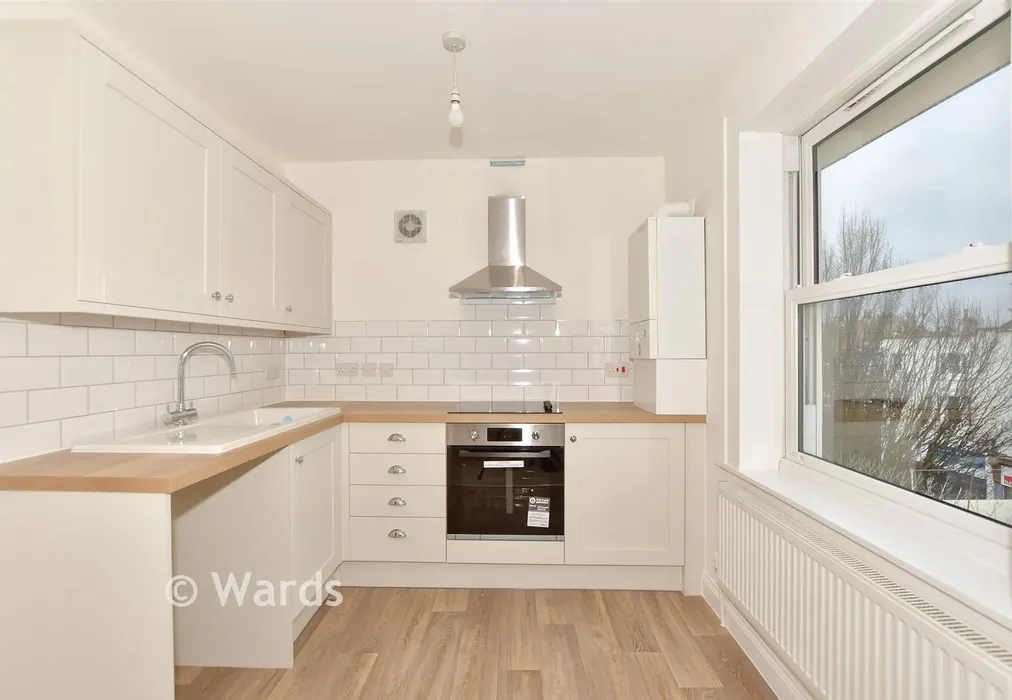 Kitchen - Pleydell Gardens, Folkestone, Kent - Wards of Kent