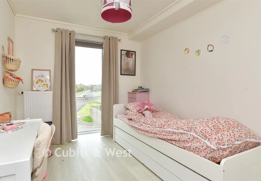 Bedroom 2 - Ladybower Road, Worthing, West Sussex - Wards of Kent