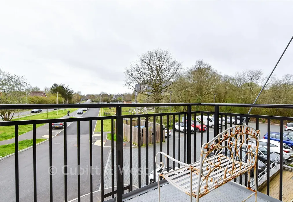 Balcony - Ladybower Road, Worthing, West Sussex - Wards of Kent