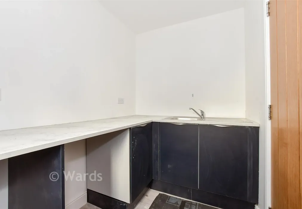 Utility Room - Mongeham Road, Ripple Way, Deal, Kent - Wards of Kent