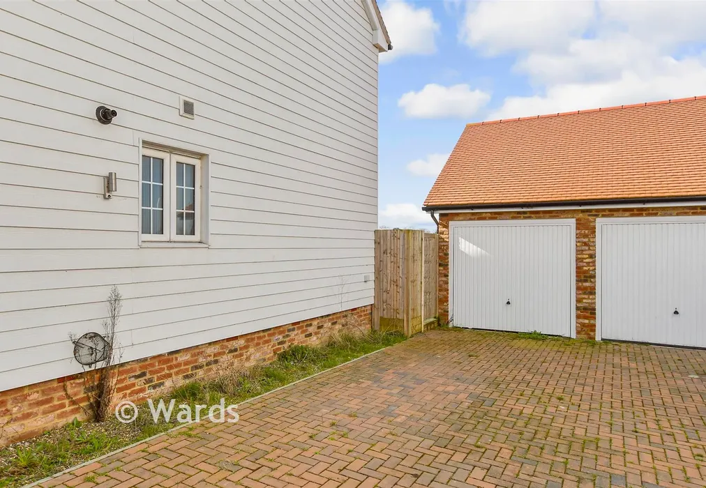Driveway/Parking - Mongeham Road, Ripple Way, Deal, Kent - Wards of Kent