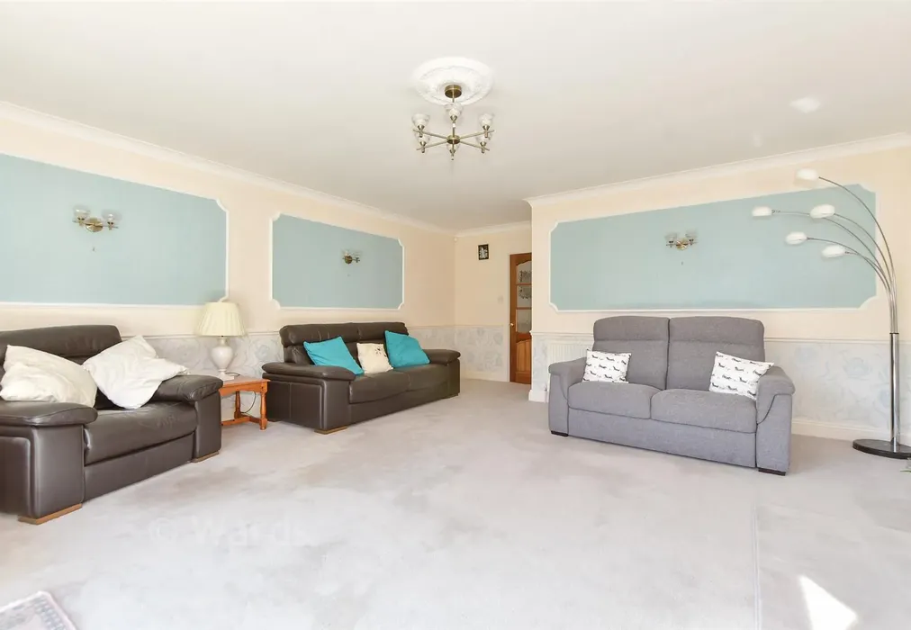 Lounge - Lawrence Gardens, Herne Bay, Kent - Wards of Kent