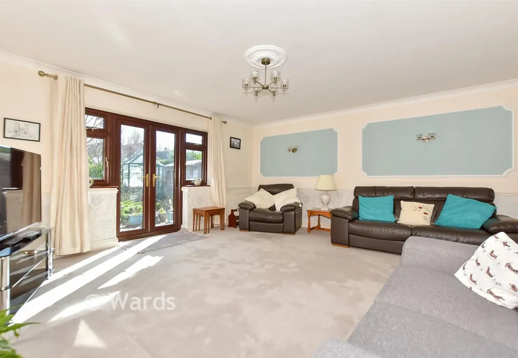 Lounge - Lawrence Gardens, Herne Bay, Kent - Wards of Kent