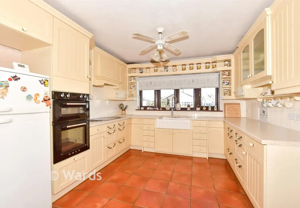 Kitchen - Lawrence Gardens, Herne Bay, Kent - Wards of Kent