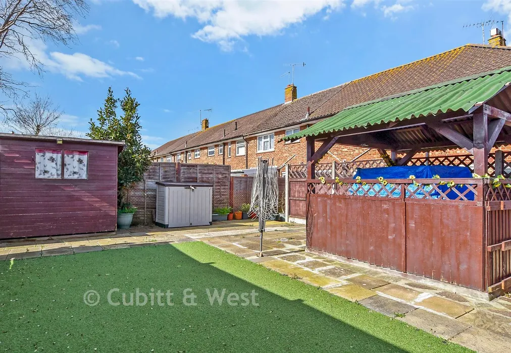 Rear Garden - Manning Road, Littlehampton, West Sussex - Wards of Kent