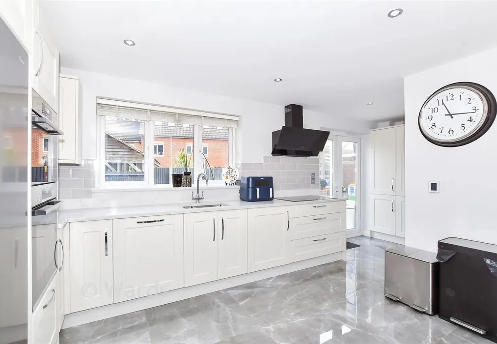 Kitchen - Thomas Rider Way, Boughton Monchelsea, Maidstone, Kent - Wards of Kent