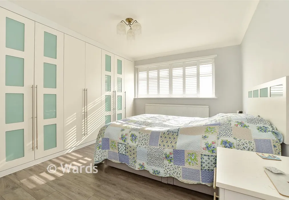 Bedroom 1 - Queens Road, Littlestone, Kent - Wards of Kent