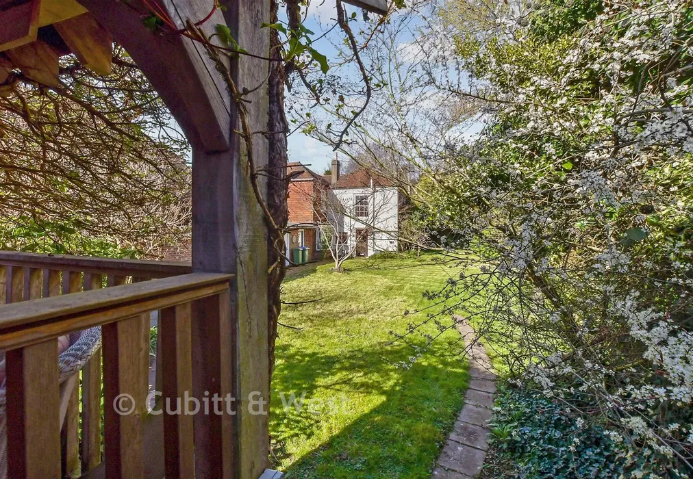 External Feature - Lower Street, Pulborough, West Sussex - Wards of Kent