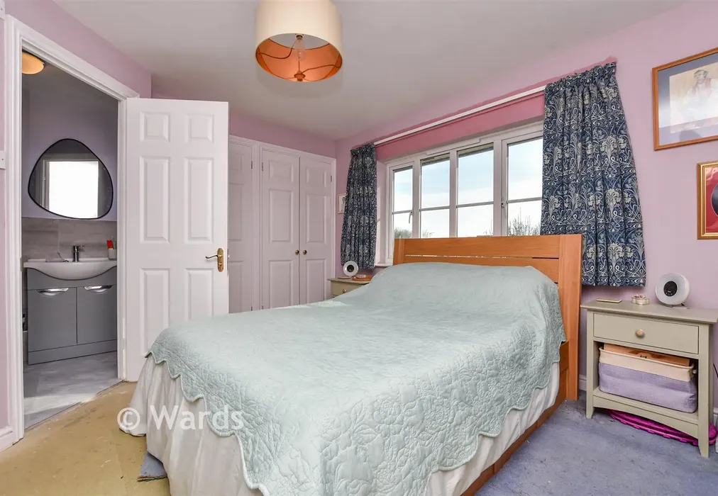 Bedroom 1 - Sycamore Grange, Ramsgate, Kent - Wards of Kent
