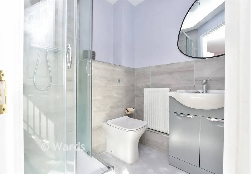 En-Suite Shower Room - Sycamore Grange, Ramsgate, Kent - Wards of Kent