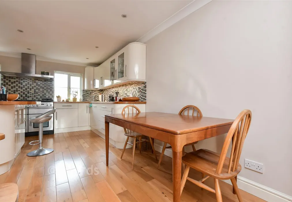 Kitchen/Diner - Sycamore Grange, Ramsgate, Kent - Wards of Kent