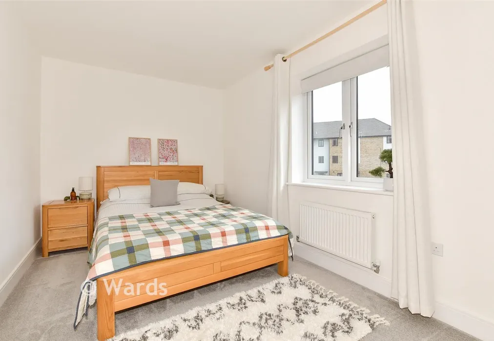 Bedroom 1 - Bethell Road, Faversham, Kent - Wards of Kent