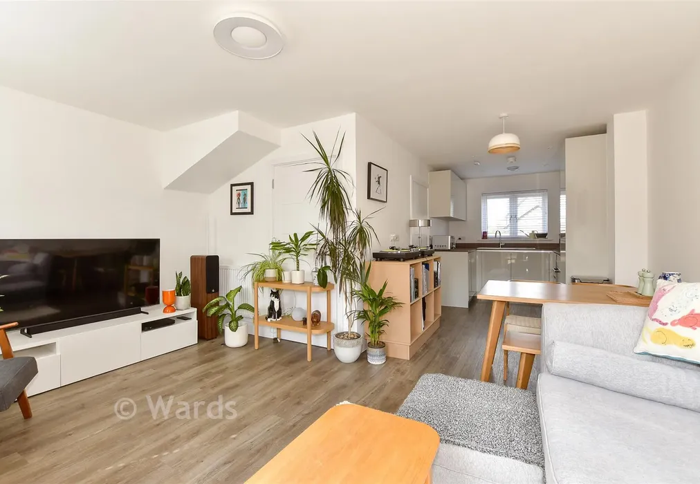 Lounge/Diner - Bethell Road, Faversham, Kent - Wards of Kent
