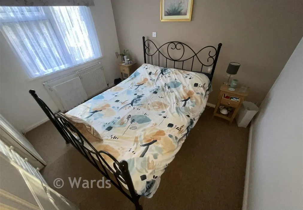 Bedroom 1 - Seasalter Road, Graveney, Faversham, Kent - Wards of Kent
