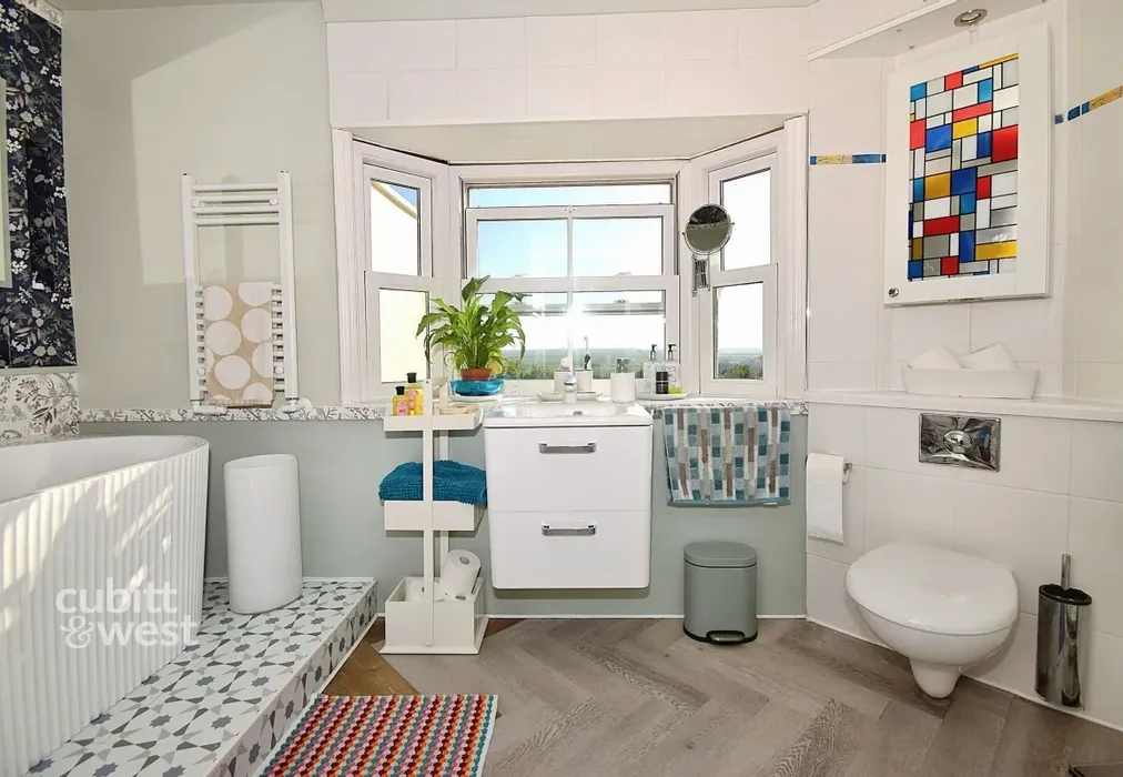 3dc32440-DSC_4213 - London Road Arundel BN18 - Wards of Kent